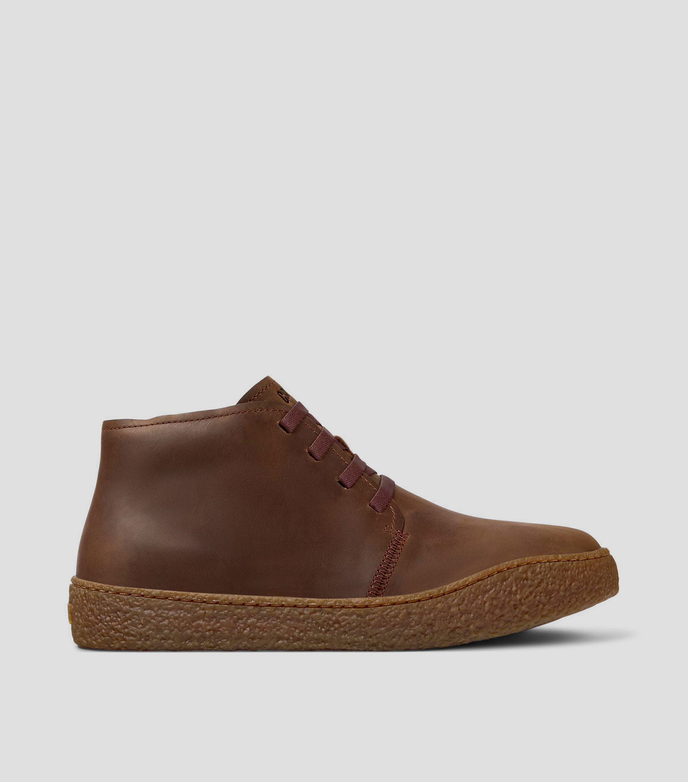 Botas casuales medias café en piel Hombre